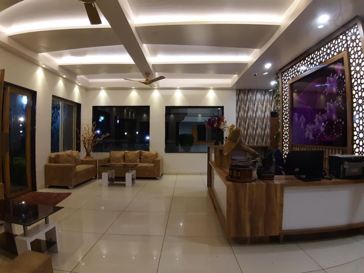 Hotel Great Annapurna Khuldabad Εξωτερικό φωτογραφία